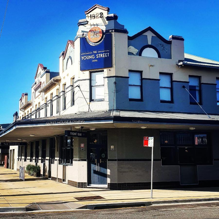 The Young Street Hotel Carrington Екстер'єр фото